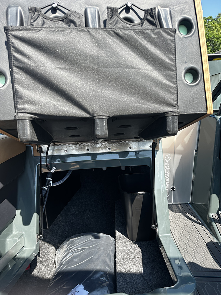 2027 Mastercraft XT22 photo 9