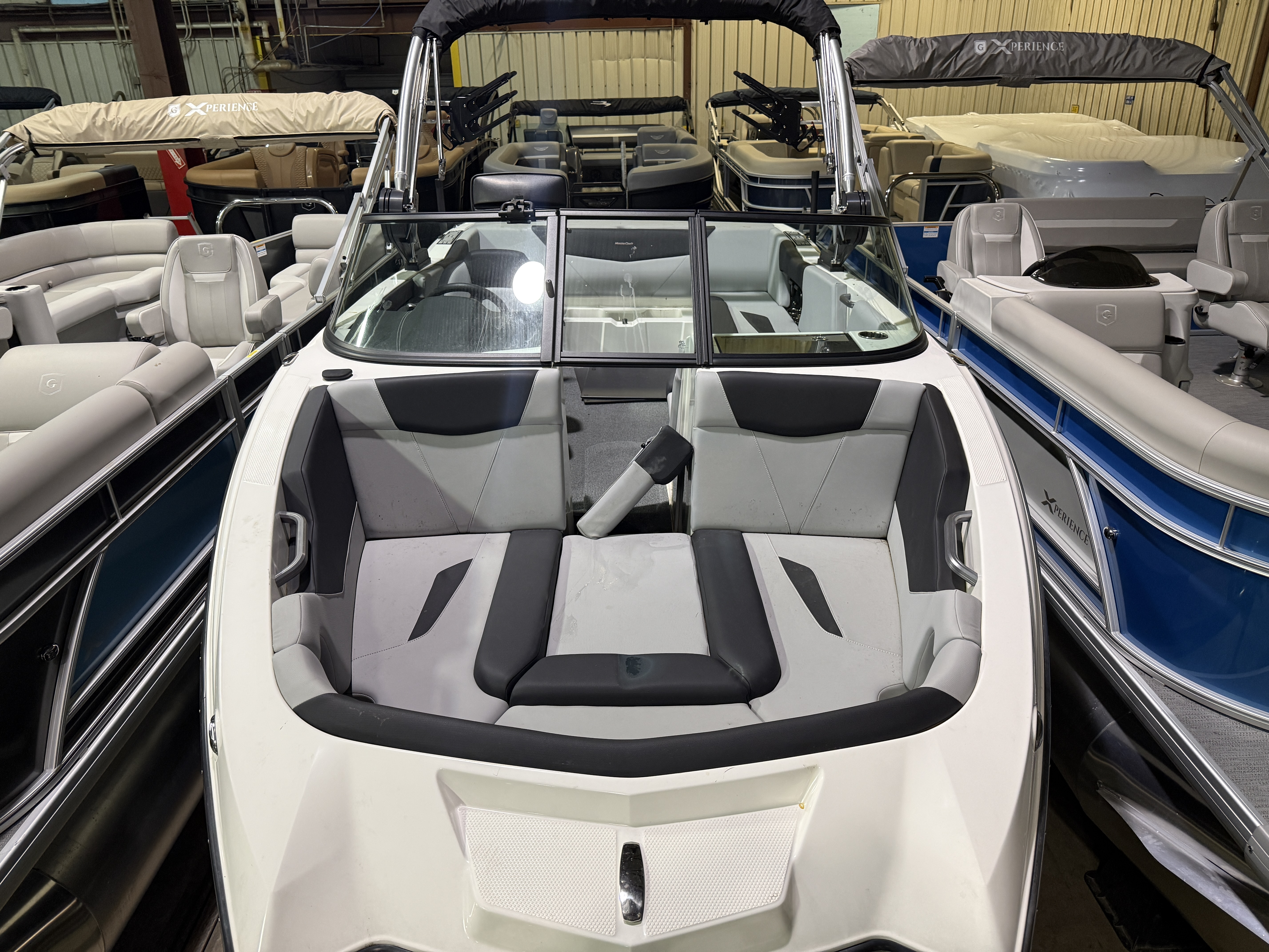 2023 Mastercraft NXT 22 photo 2