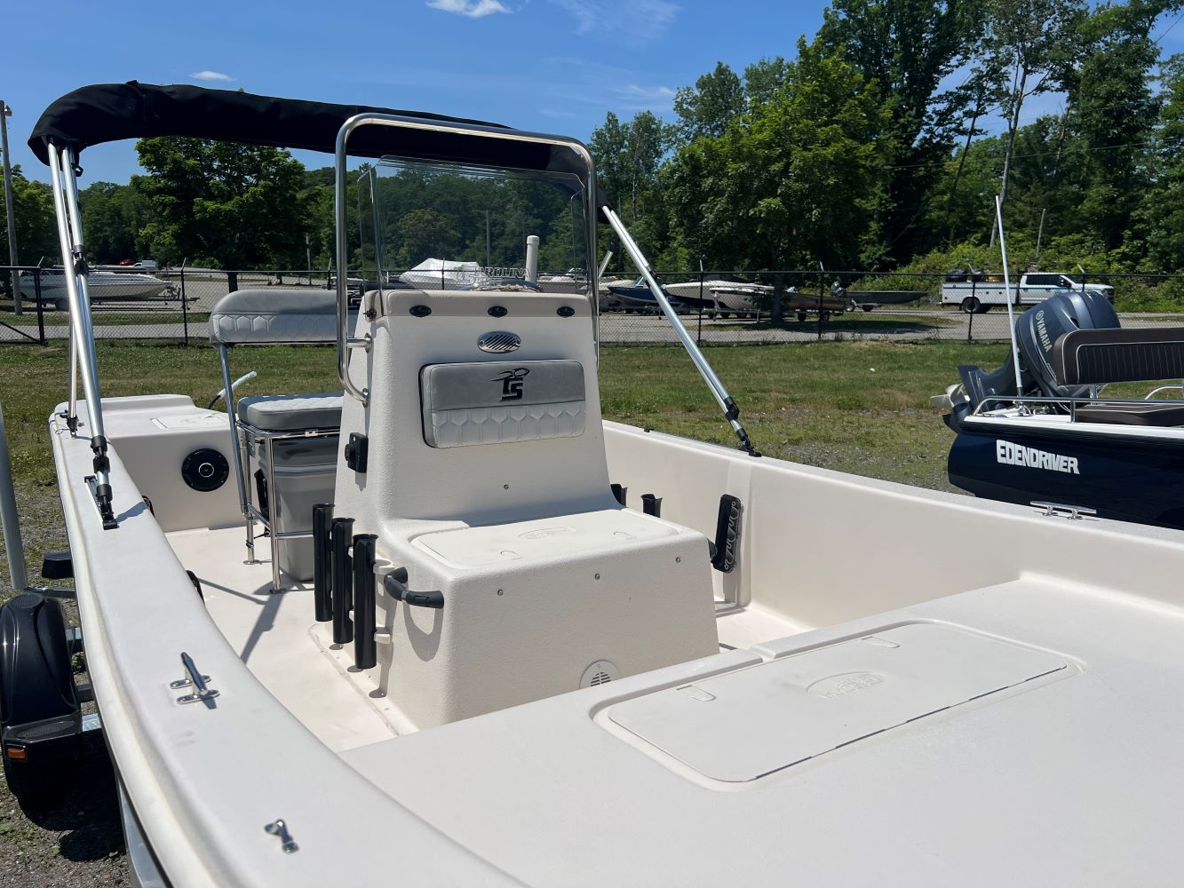 2025 Carolina Skiff E18JVXCC photo 8