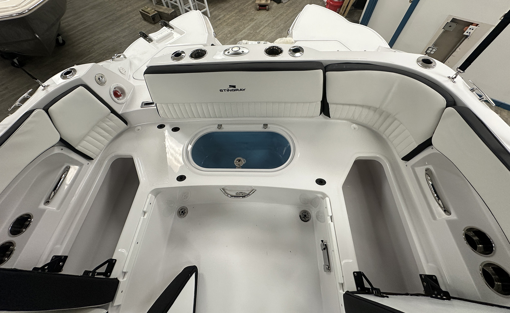 2026 Stingray 231DC photo 6