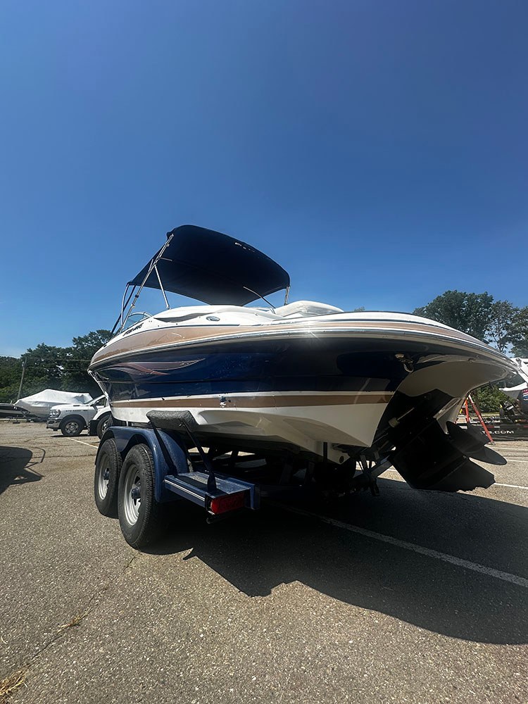 2008 Four Winns H240
