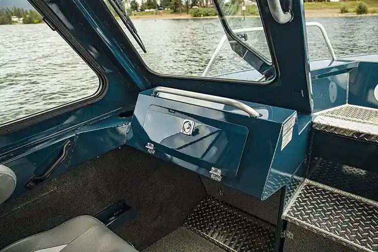 2027 Hewescraft Ocean Pro 220 photo 3