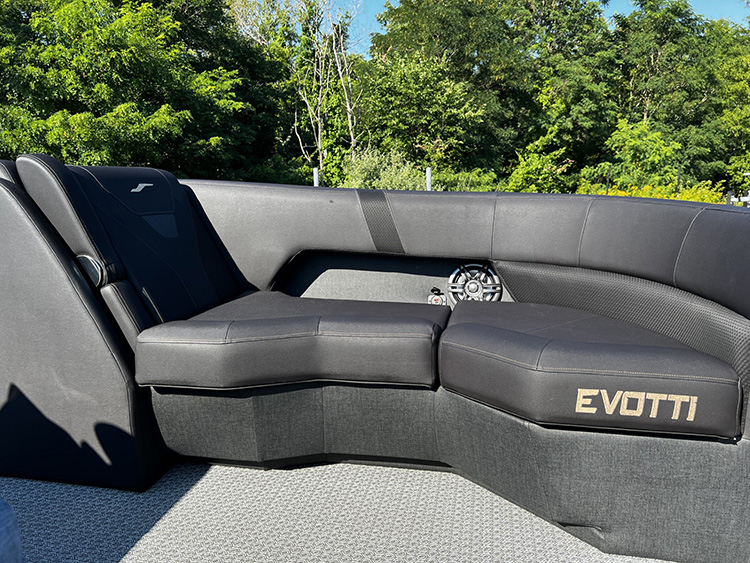 2027 Evotti 521CS Triple photo 7